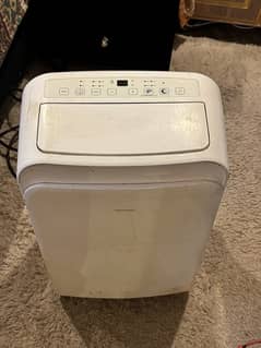 Insignia portable AC