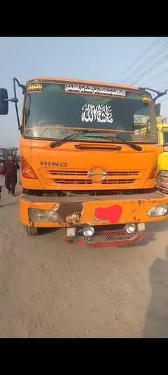 Hino Singapore custam