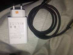 urgent sale box available charger bhi ha 10/9 condition