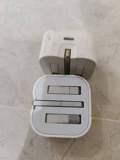 Genuin Iphone chargers. 100% garrented.
