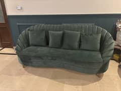 Modern 3 Seater sofa in Mint condition