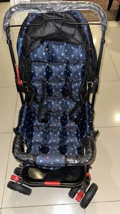 Baby stroller/ parm brand new