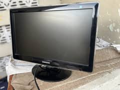 Samsung LED crystal made 22’ no fault