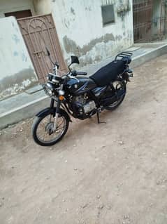 suzuki GS model 2014