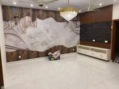 Vip 10 Marla Luxury Non Furnished Upper Portion Available For Rent In Bahria Town Lahore