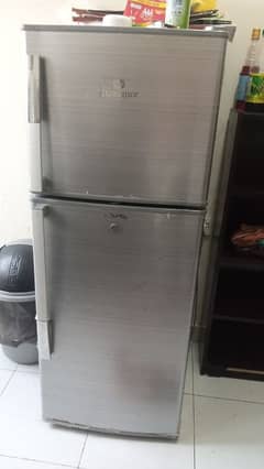 dawlance refrigerator