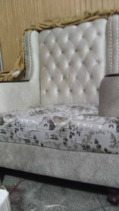 urgent for sale sofa set barnd new 10/10