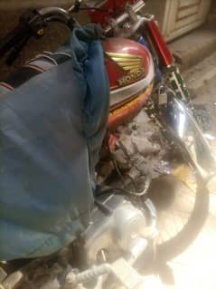 Honda CD70 bike Mai koi Kam nhi hai