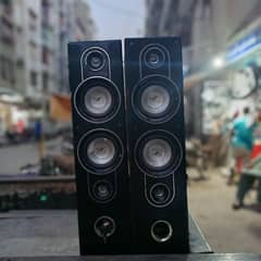 Audionic tower Speakers
