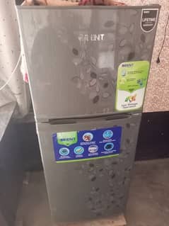 Orient fridge medium size for sale only urgent