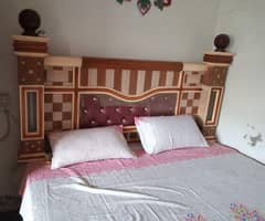 Wood bed for Sale