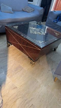 Center table