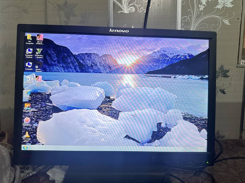 Esprimo processor model 2x graphics card available 3