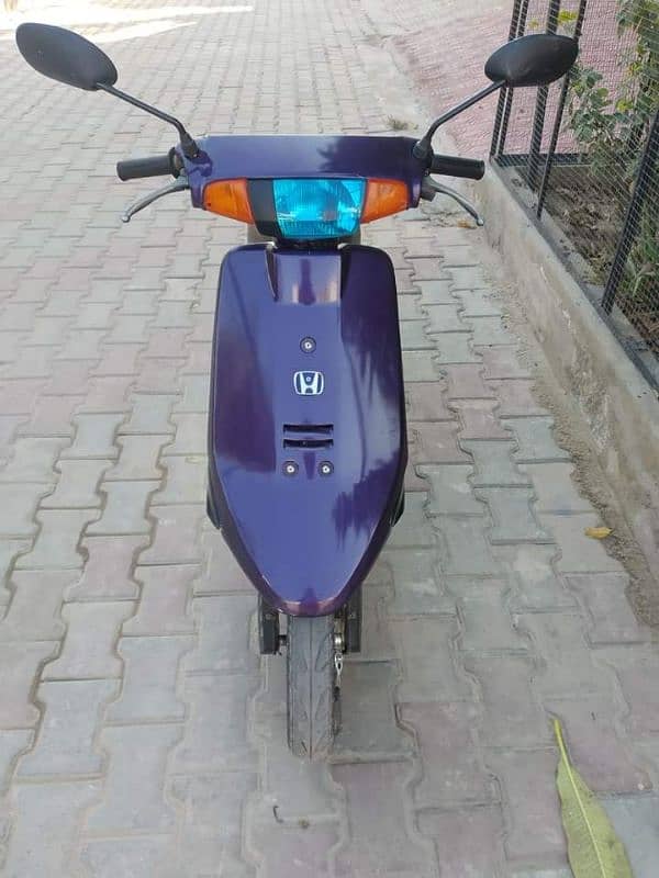 Honda scoote 49cc 6