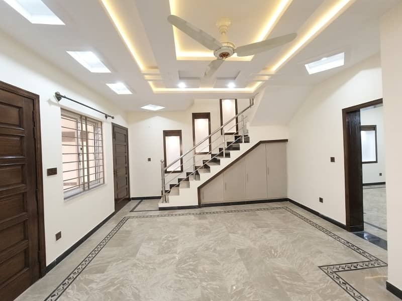 Brand New House For Sale In G-15 Size 30*60 Double Story Near Markaz Masjid Park Best Location 3