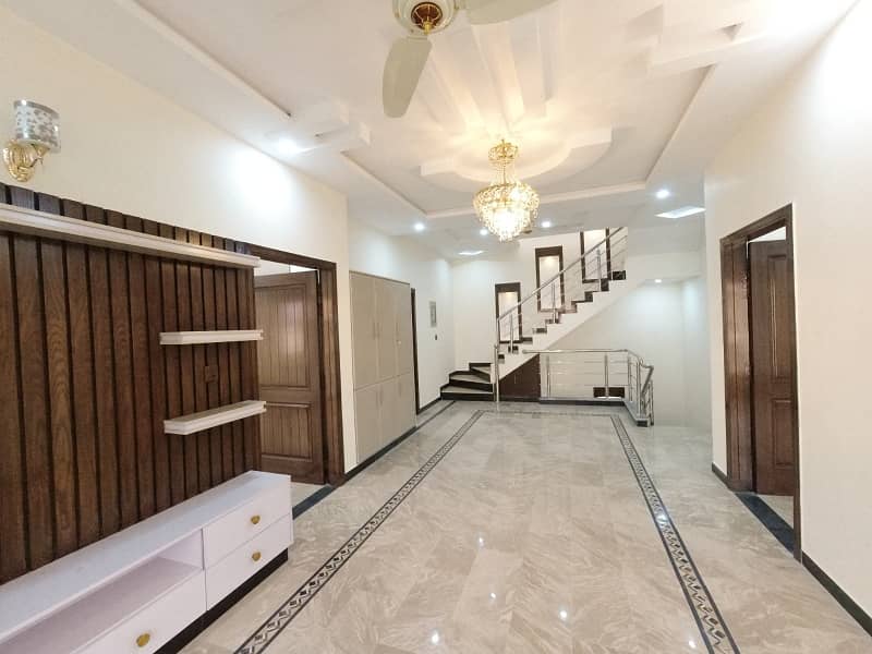 Brand New House For Sale In G-15 Size 30*60 Double Story Near Markaz Masjid Park Best Location 25