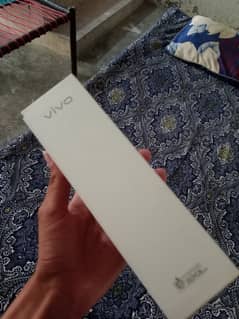 vivo y28