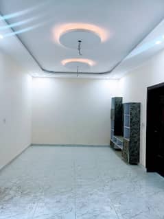 D12 / 1 Diplomatic living 4 M first floor of rent