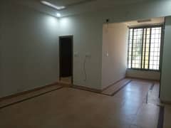 F10 king standard living 5 bedroom house of rent