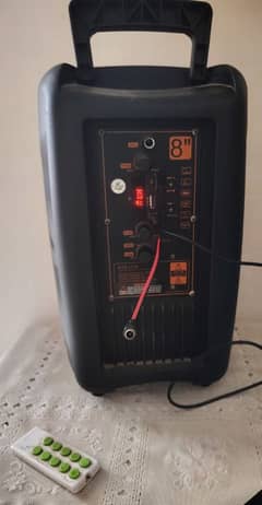 Bluetooth Speaker 8" + Samsung LCD 22"