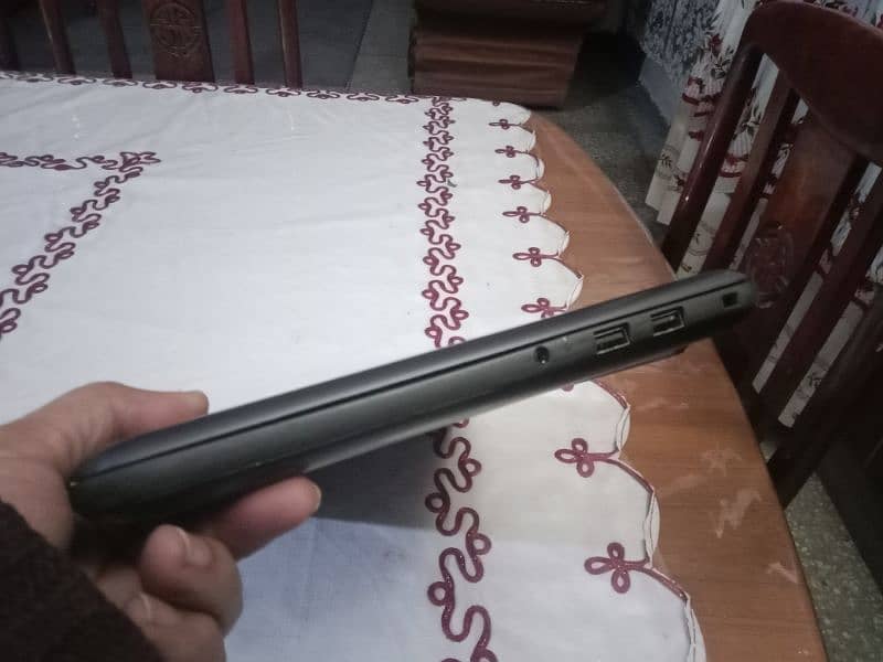 Dell 3380 core i3 6th gen slim laptop 6