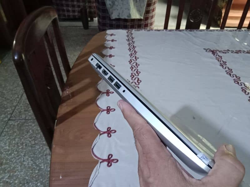 HP NoteBook core i5 10th gen 2gb GPU 5