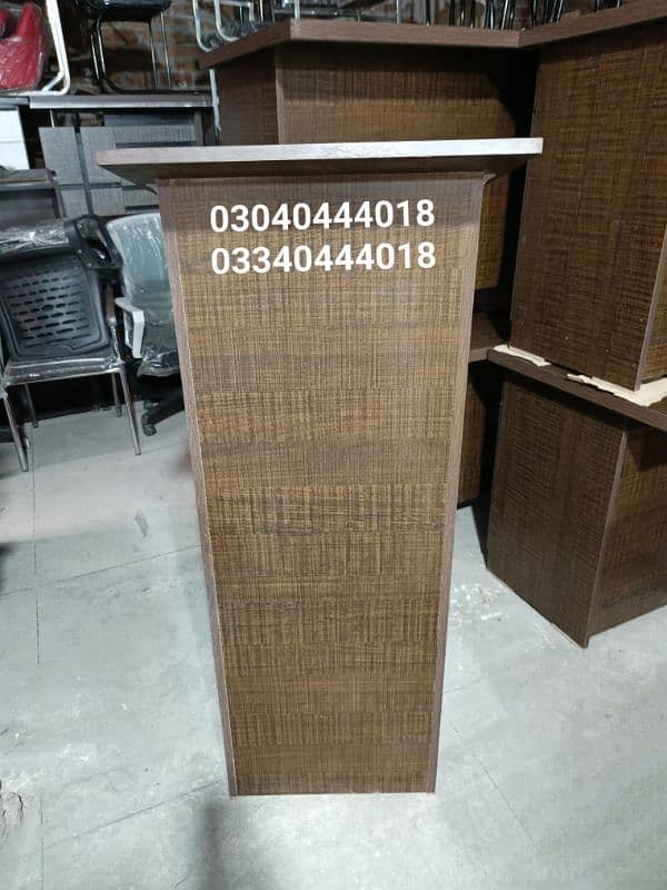 Rostrum/Dice/Lecture stand/Speech counter 10