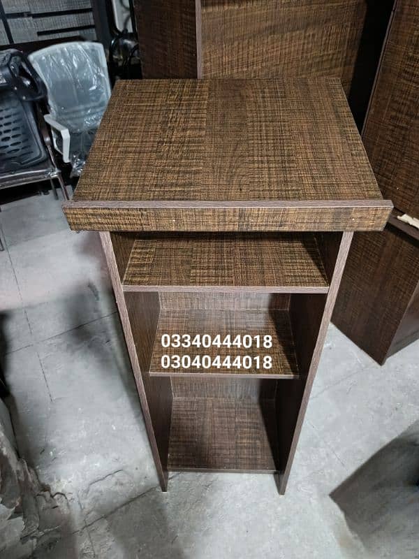 Rostrum/Dice/Lecture stand/Speech counter 13