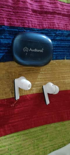 audionic for sel condition used Baki All ok 10 by 9