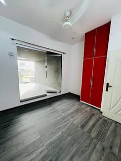 5 Marla Upper Portion Is Available For Rent In Cavalry Ground