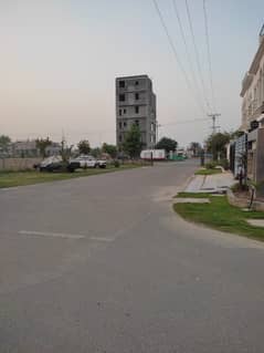 5 Marla Commercial Ground Floor Available For Rent In Park View Society Lahore