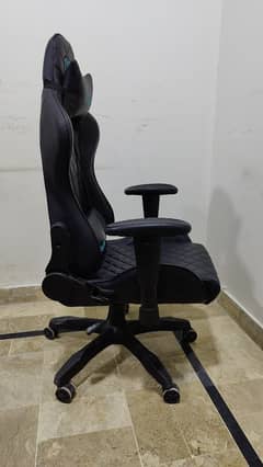 Office Chair / Gaming chair