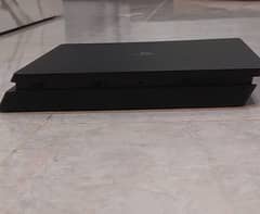 PS4 Slim Edition