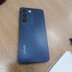 vivo y100