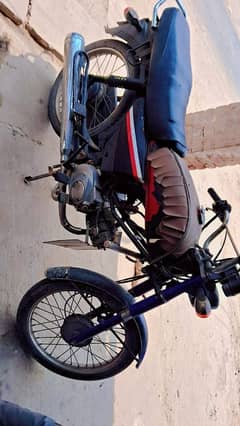 United 100 cc