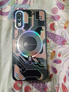 good condition charger box android 13