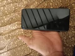 front walay camera ke samny kachra hai