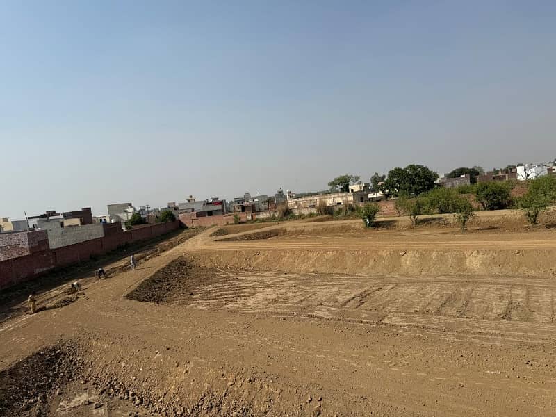 Prime Location 10 Marla Residential Plot For sale In Mustafabad Lalyani 5