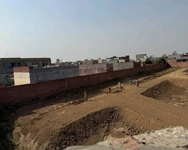 Prime Location 10 Marla Residential Plot For sale In Mustafabad Lalyani 7