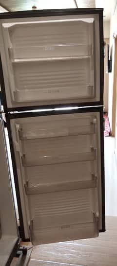 dawlance refrigerator
