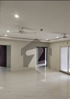 3Bedrooms Apartment For Sale