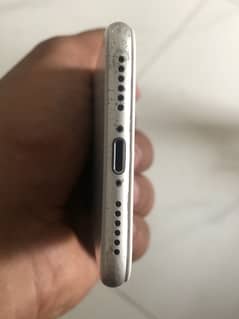 Apple iPhone 7