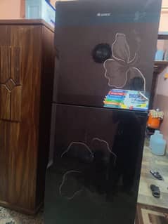 Gree Fridge Full size