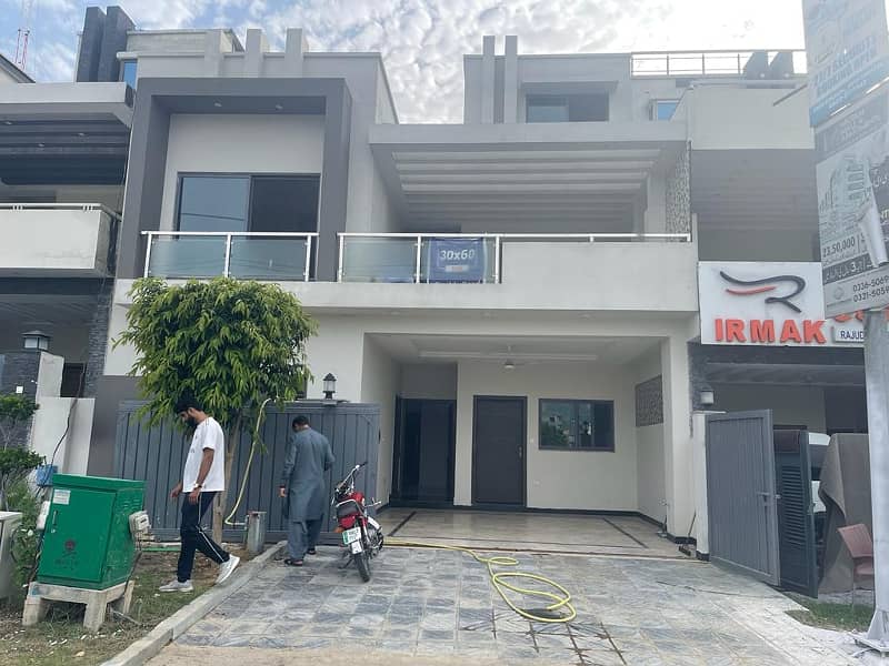 I Am Direct Owner Of 8 Marla Residential Plot Available For Sale In Faisal Hills Block C 10