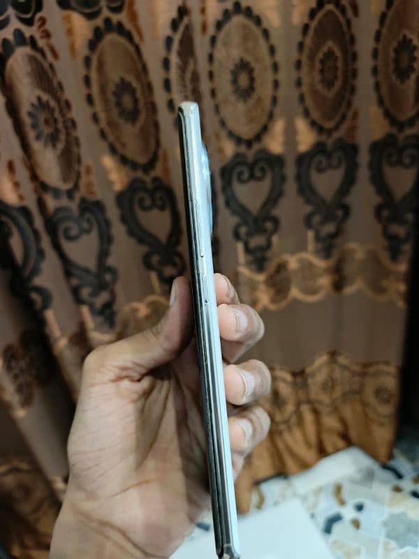 TECNO SPARK 20 PRO+(edge display) 4