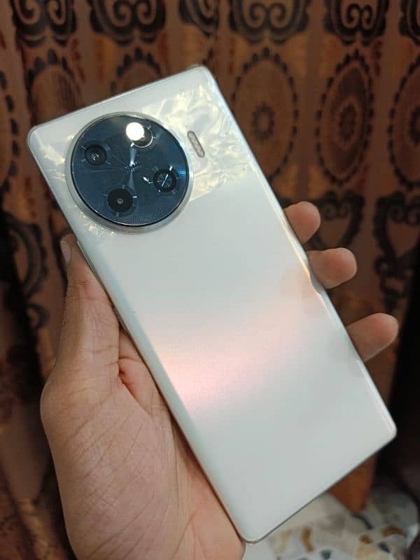 TECNO SPARK 20 PRO+(edge display) 6