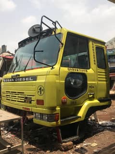 Show. ,Cabin, truck