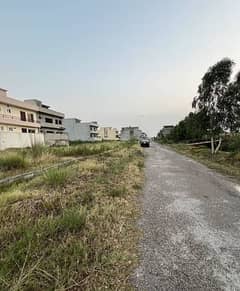 Comer And Open Face Plot For Sale In I-14