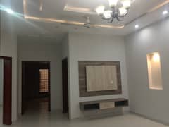 10 MARLA UPPER PORTION GAS AVAILABLE