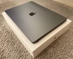 Macbook m2 pro slim model excellent condition